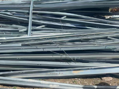 15吨多废光伏支架处理