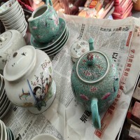 清代瓷器糖缸收购  青花印泥缸  笔筒回收多少钱一个