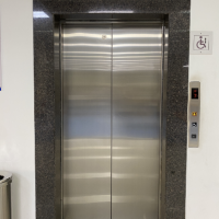 单位两部永大乘客电梯及一部载货电梯拆除处理