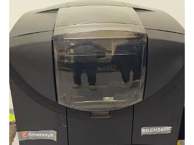 一台工业打印机及一台扫描仪设备处理