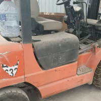 一辆杭叉叉车处理