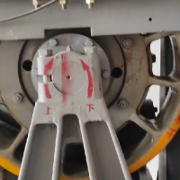 小区改造六十多台电梯拆除处理