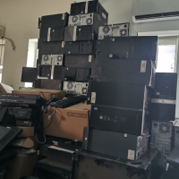 公司200台电脑及废铁处理