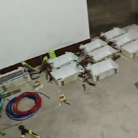 九组一千多只18650锂电池处理