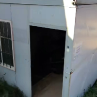 一个集装箱房拆除处理