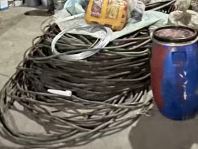 1000多斤铜电缆处理