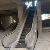 公司八台恒达富士扶手电梯拆除处理