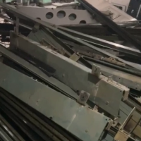 十几台已拆除电梯处理