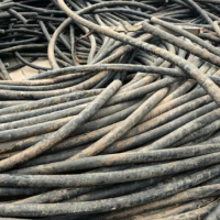 公司每个月20多吨废电缆处理