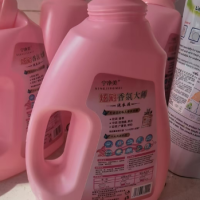 四百多瓶库存洗衣粉，洗洁精处理