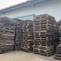 几百个木托盘处理