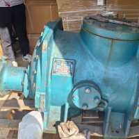 四台制冷压缩机设备处理