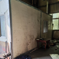 一套活动厢式车厂（车间用“办公室”）处理