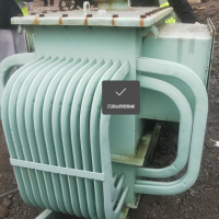 有两台变压器和140米铝芯电缆按废品处理