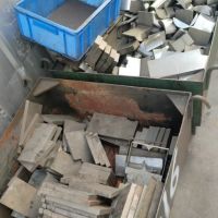 公司4吨左右316不锈钢废料处理