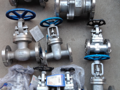 有一批阀门、螺栓处理