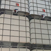 公司每个月一二十个吨桶处理