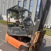 公司处理一台林德废旧电动叉车E16（不含电池）