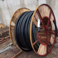 工地一批电缆及光纤处理