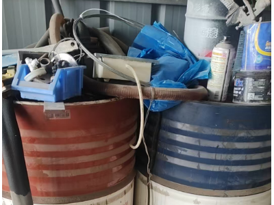 公司废铁及铁桶处理