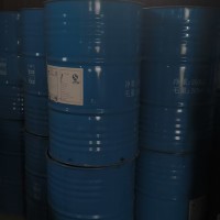 厂里140个蓝桶（200L）以及100多个铁桶（250KG）处理